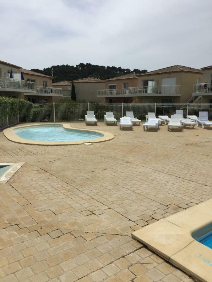Appartement Dans Les Jardins De Phoebus Gruissan Exteriör bild